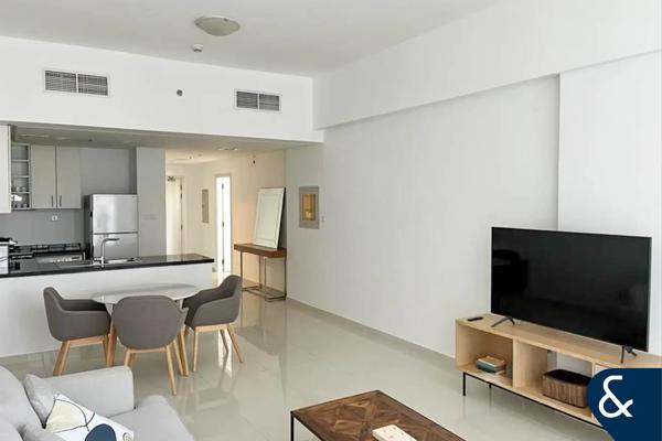 Golf Views | Furnished | Vacant | Large 1 Bed